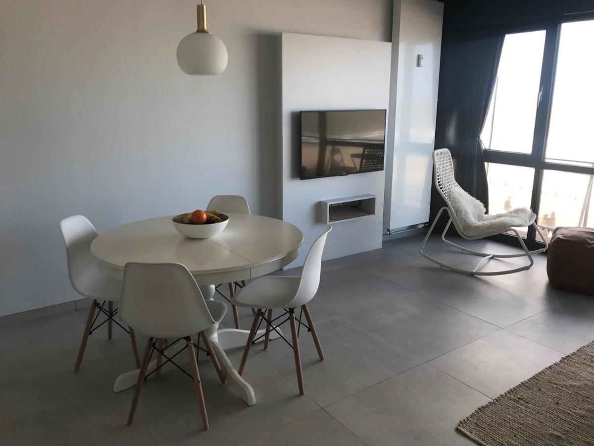 Panoramic Seaview Apartment With Free Private Garage Остенде Екстер'єр фото