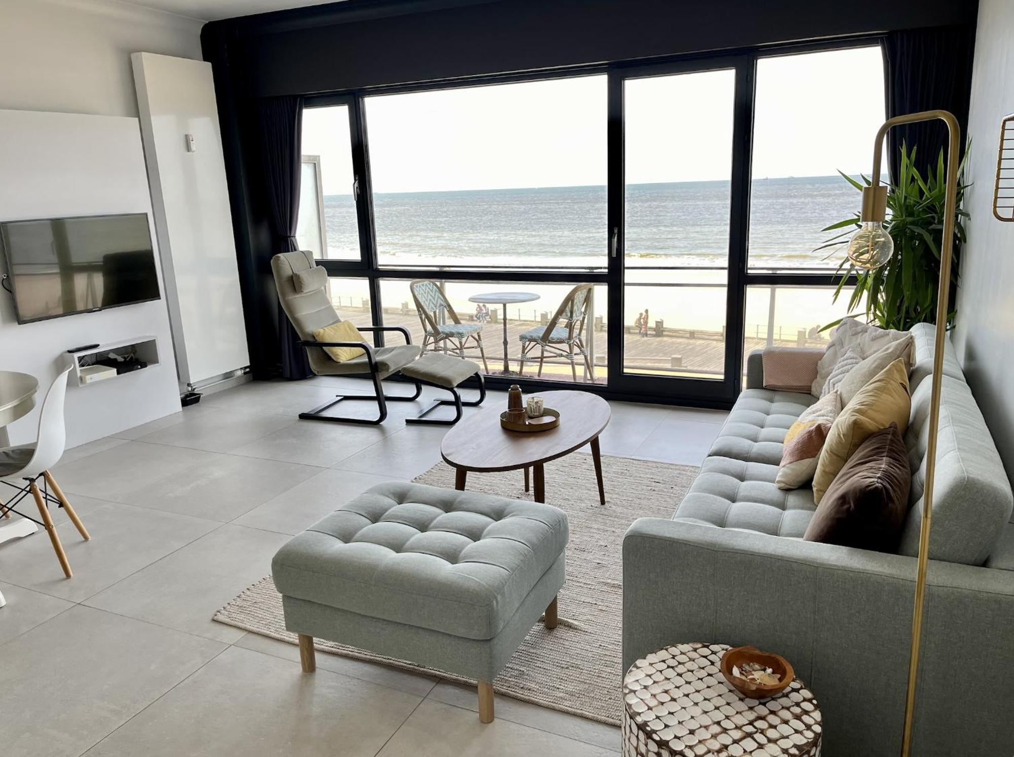 Panoramic Seaview Apartment With Free Private Garage Остенде Екстер'єр фото